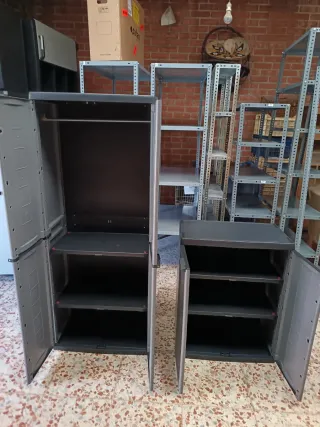 Muebles de resina gris