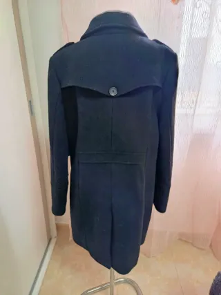 Abrigo negro elegante