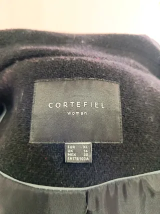 Abrigo negro elegante