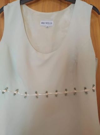 Vestido fiesta verde con chal