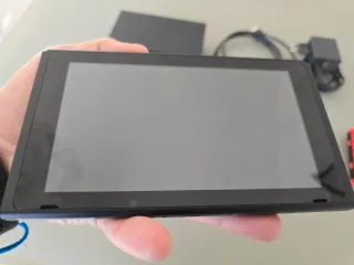 Nintendo Switch Console e Accessori