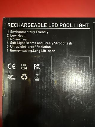 4 Luci LED Ricaricabili per Piscina