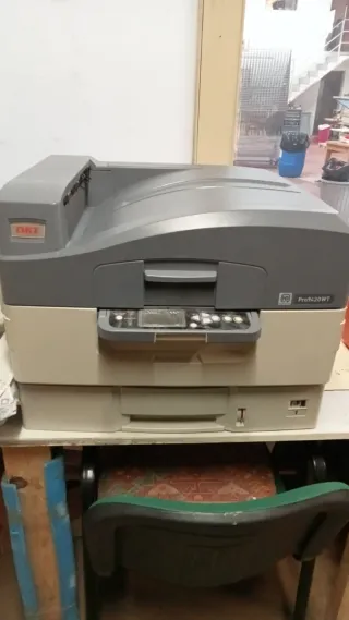 Impresora OKI Pro9420WT Toner Blanco