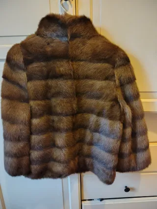 Chaqueta de piel alta peletería lujo