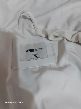 Abrigo acolchado blanco mujer