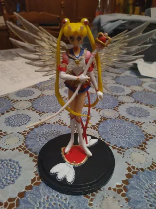Action Figure Sailor Moon con Ali