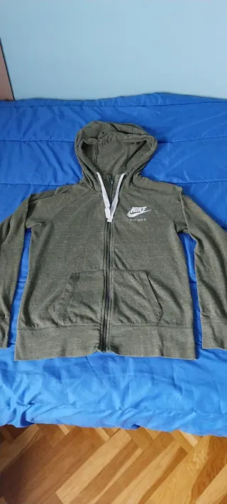 Sudadera Nike Verde Oliva Cremallera