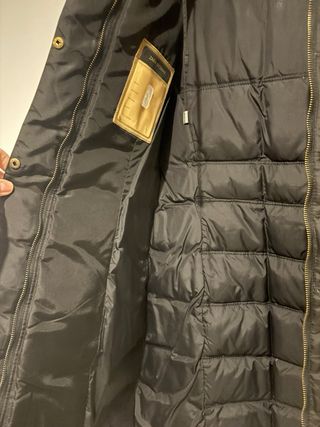 Anorak plumífero Zara mujer negro