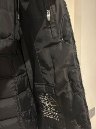 Anorak plumífero Zara mujer negro