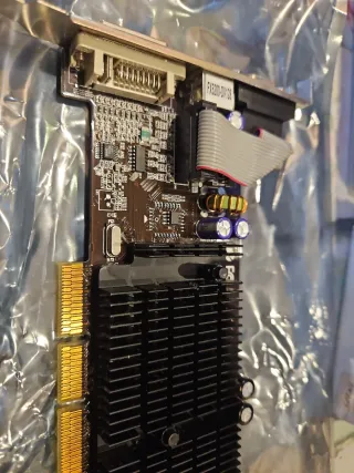 Tarjeta Gráfica NVIDIA GeForce FX 5200 128MB