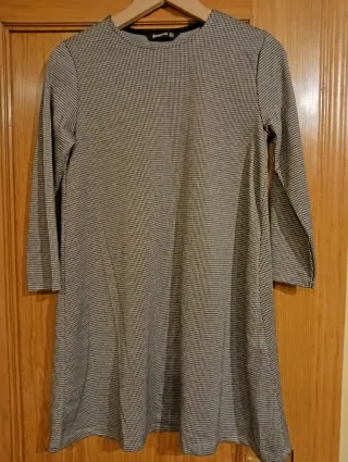 Vestido corto Stradivarius estampado