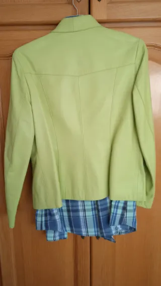 Chaqueta de mujer piel