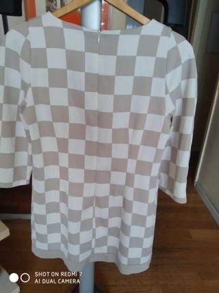 Vestido corto Rinascimento cuadros beige y blanco