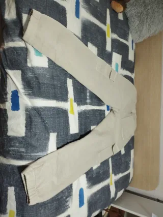 Pantalón jogger beige