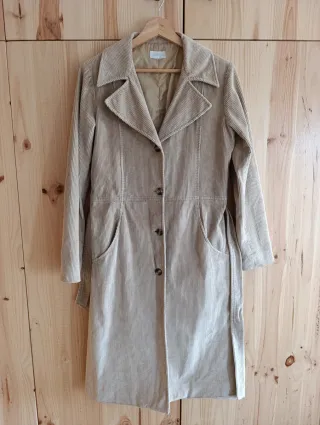 Abrigo Pana Beige Pull&Bear Talla M