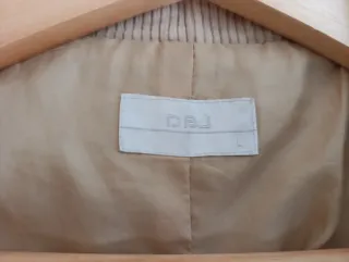 Abrigo Pana Beige Pull&Bear Talla M