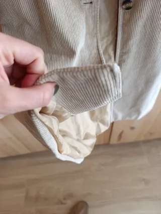 Abrigo Pana Beige Pull&Bear Talla M