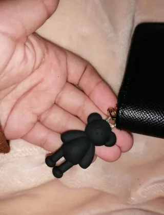 Cartera Tous Negra con Logo