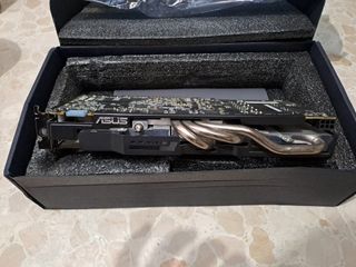 Tarjeta Gráfica ASUS GTX 660 DirectCU II