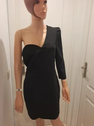 Vestido Morgan negro una manga