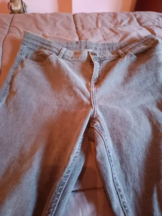 Pantalón vaquero largo gris invierno mujer