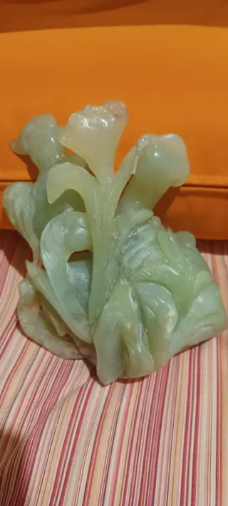 Scultura cinese in giada, portafortuna