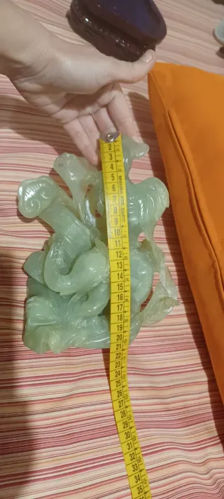 Scultura cinese in giada, portafortuna