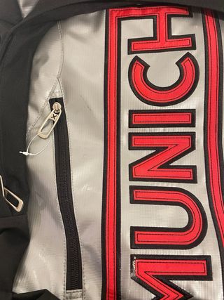 Maleta Munich Negra y Plateada.