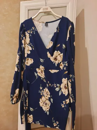 Vestido floral azul y beige T.M