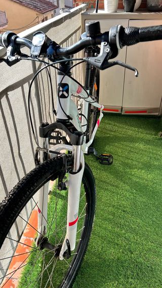 Bicicleta Rockrider 100 Blanca 27,5 pulgadas M