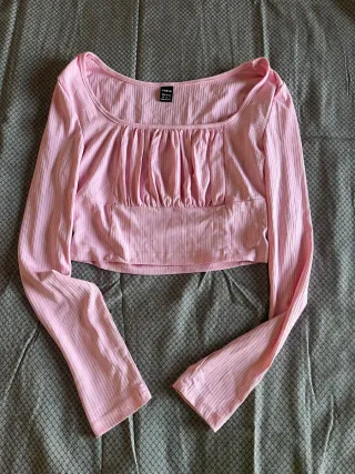 Crop top rosa Shein manga larga