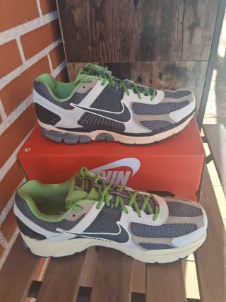 Nike Zoom Vomero 5 HF1553-102