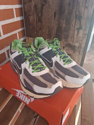 Nike Zoom Vomero 5 HF1553-102