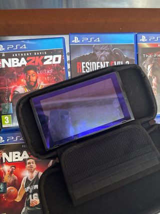 Nintendo Switch nera + Giochi PS4