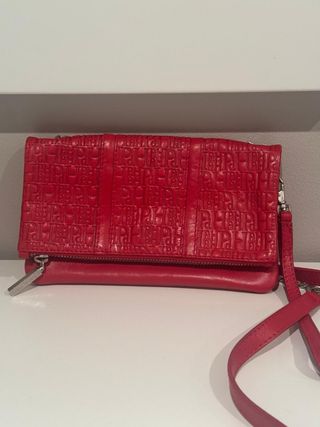 Bolso bandolera Pedro del Hierro piel grabado