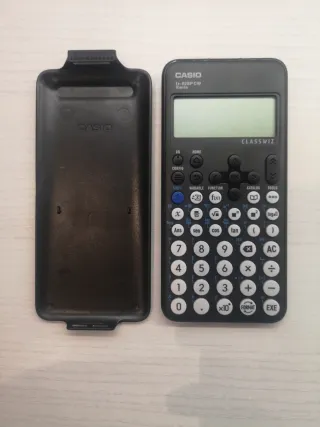 Calculadora Casio fx-82SP CW Iberia