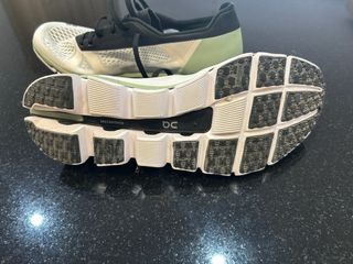 Zapatillas running On Cloud QC