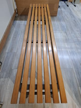 Banco grande de madera