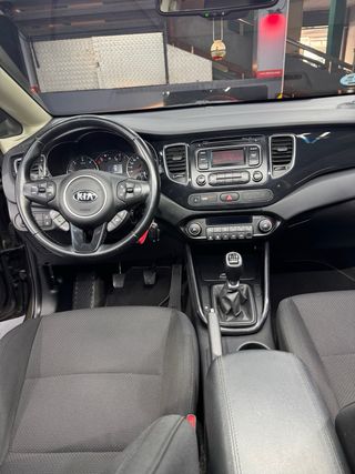 KIA Carens 2016 7 plazas 130000KM SOLO
