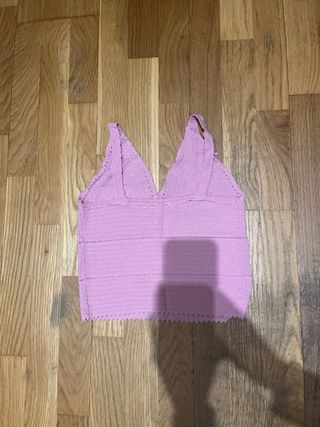 Top rosa cuello abierto