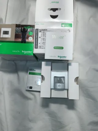 Detector Wiser Unica NU352630 Schneider domótica