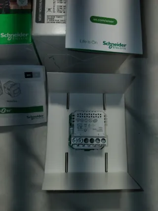 Detector Wiser Unica NU352630 Schneider domótica