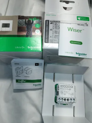 Detector Wiser Unica NU352630 Schneider domótica