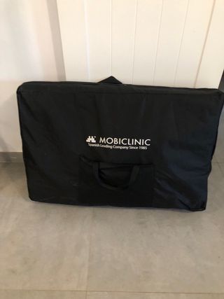 CAMILLA para masajes MOBICLINIC en buen estado .