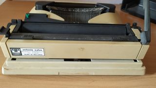 Olivetti Lettera 10 máquina de escribir (1979)