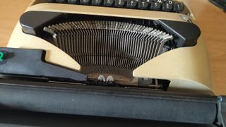 Olivetti Lettera 10 máquina de escribir (1979)