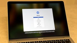 MacBook Air M1 16GB/512GB Plata Como Nuevo