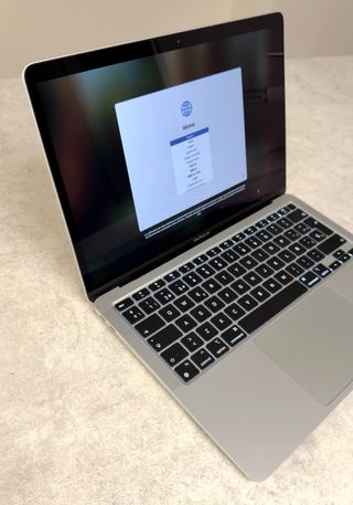 MacBook Air M1 16GB/512GB Plata Como Nuevo