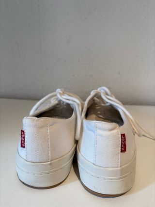 Zapatillas Levis Blancas