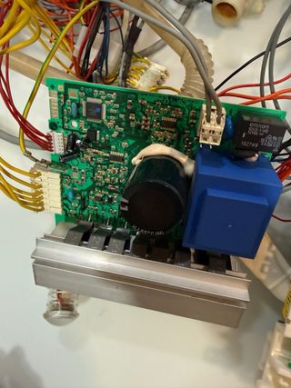 Electronica y bombas Lavadora AEG Electrolux